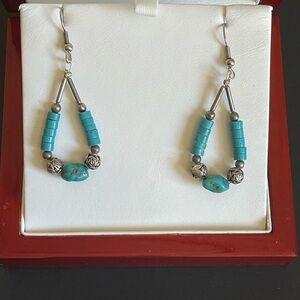 Vintage silver tone genuine Turquoise Beaded Earrings.